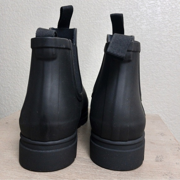 NEW Everlane The Rain Boot 11 Black Ankle Slip Resistant Comfort Rubber Lug Sole - Picture 10 of 15